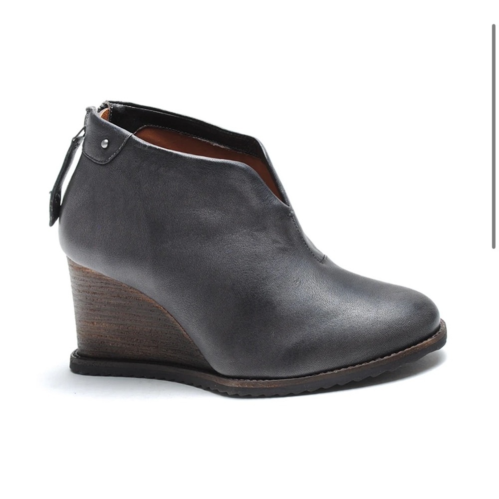Trask Tenley Wedge, sz 6.5